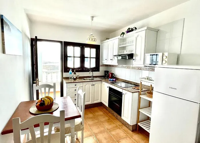 Eslanzarote Turtle House, Super Wifi, Sea Views