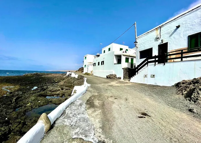 Eslanzarote Turtle House, Super Wifi, Sea Views Caleta de Caballo
