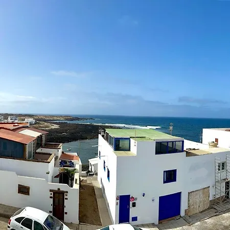 Eslanzarote Turtle House, Super Wifi, Sea Views Διαμέρισμα *