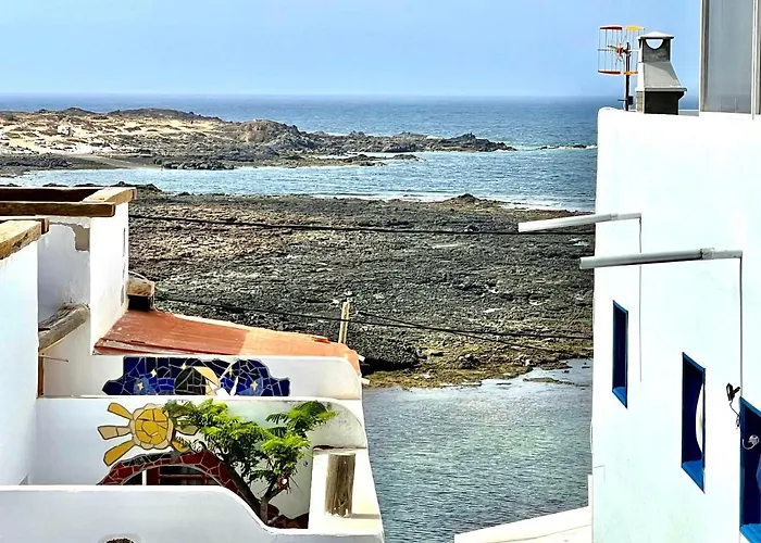 Daire Eslanzarote Turtle House, Super Wifi, Sea Views *